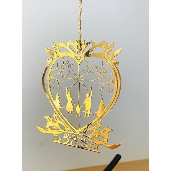 Peace On Earth Ornament 24 KT Gold Finish The Heart Of America Family 1991 - Picture 6 of 6